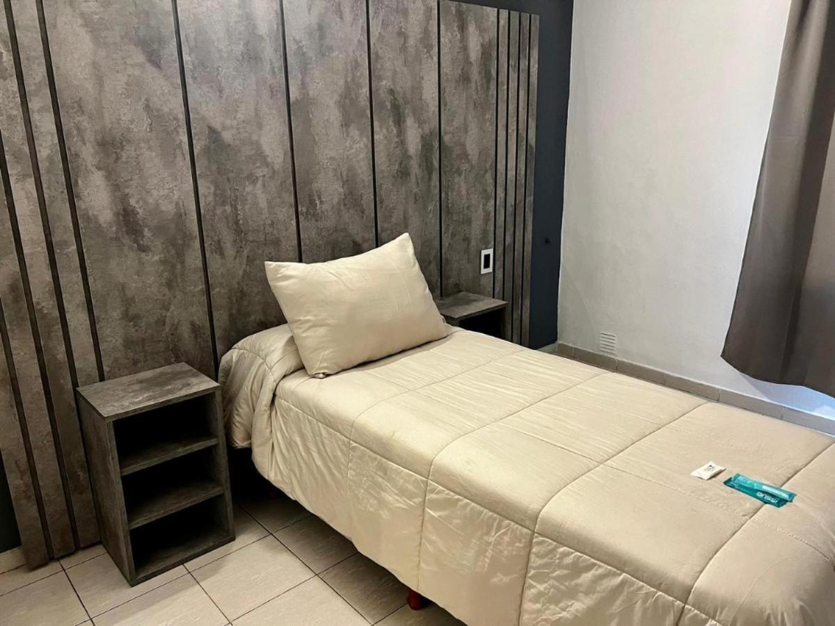 ויז'ה קרלוס פאס Hotel Posada Del Angel מראה חיצוני תמונה